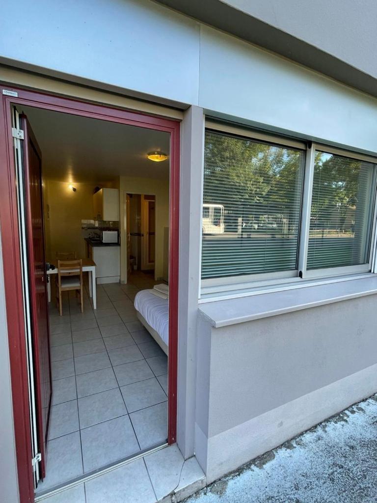 Appartement Ou Studio En Hyper Centre, Pour La Plage Et La Rue Pietonne Il Suffit De Traverser La Rue , Voir La Photo Principale 安德诺莱斯贝恩 外观 照片