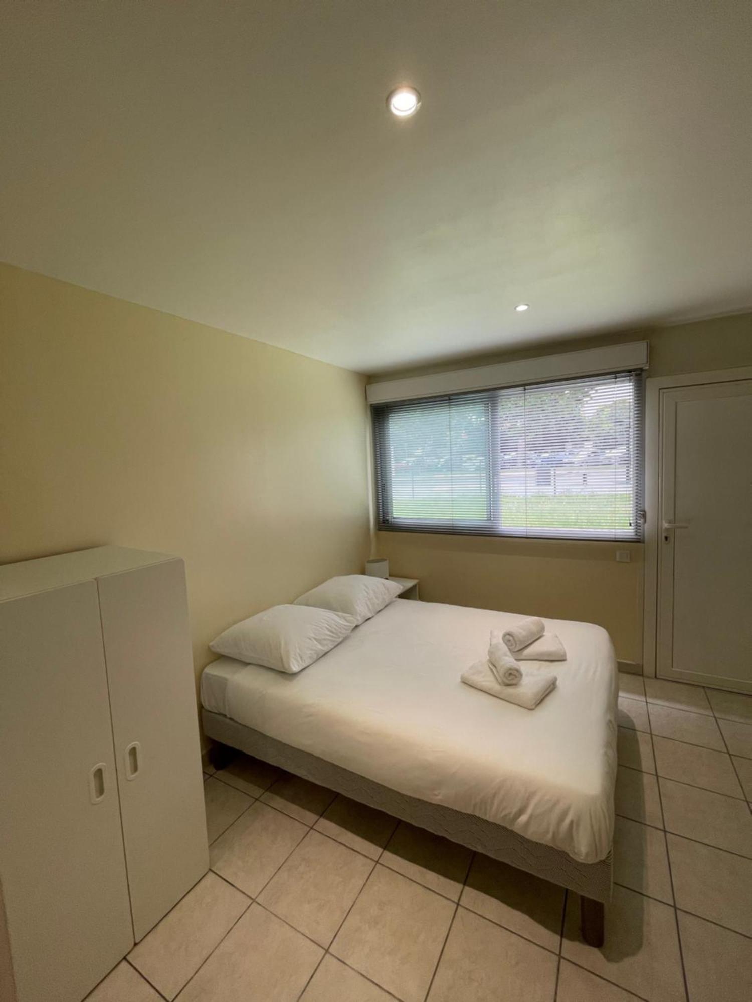 Appartement Ou Studio En Hyper Centre, Pour La Plage Et La Rue Pietonne Il Suffit De Traverser La Rue , Voir La Photo Principale 安德诺莱斯贝恩 外观 照片