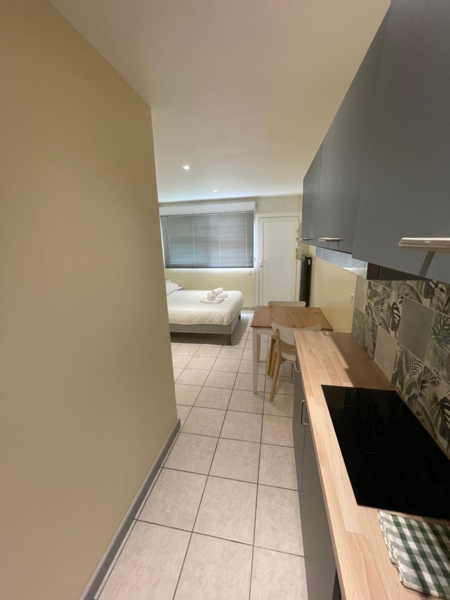 Appartement Ou Studio En Hyper Centre, Pour La Plage Et La Rue Pietonne Il Suffit De Traverser La Rue , Voir La Photo Principale 安德诺莱斯贝恩 外观 照片